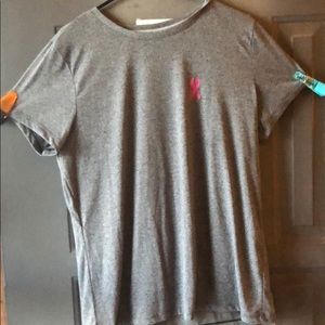 Under Armour t-shirt